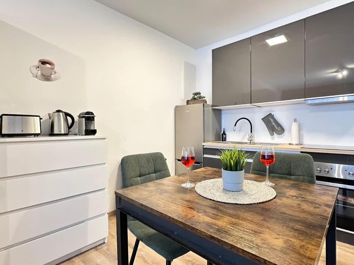 Relaxapartments Black Forest Emotion Mit Sonnenbalkon Mit Blick Auf Den Kurpark, Schnelles Internet, Naehe Triberger Wasserfaelle, Fuer Bis Zu 2 Personen Schönwald Luaran gambar